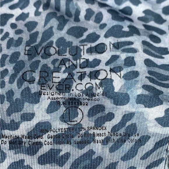 Blue Leopard Workout Tank Top size L - Picture 5 of 5